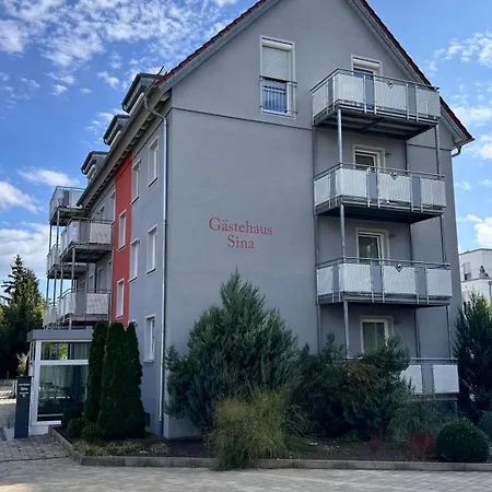 Goldener Schluessel Mit Gaestehaus Sina Herberg Nördlingen
