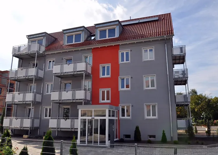 Goldener Schluessel Mit Gaestehaus Sina 2* נורדלינגן